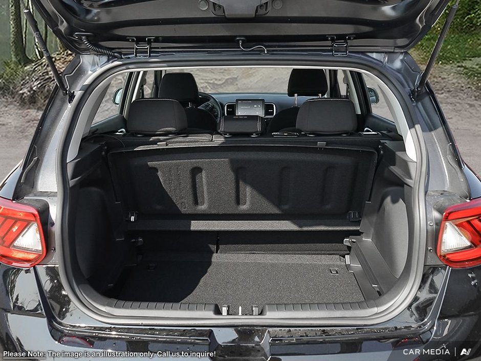 2025 Hyundai Venue Preferred-6