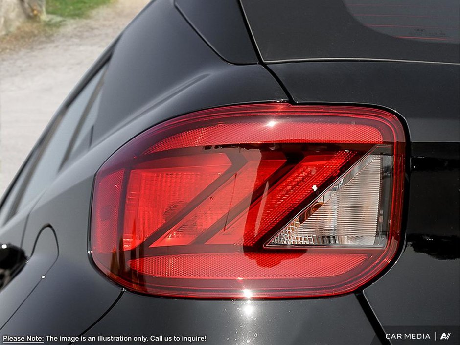 2025 Hyundai Venue Preferred-10
