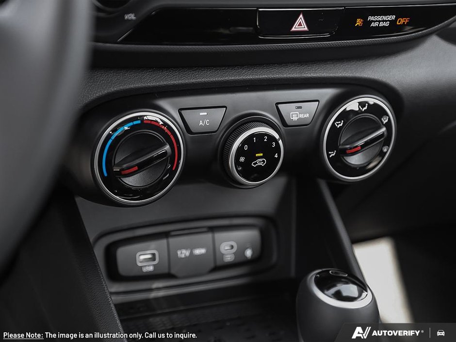 2026 Hyundai Venue Preferred Two-tone-23