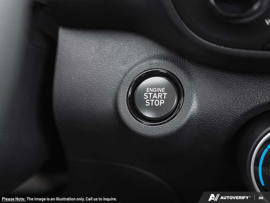 2026 Hyundai Venue Preferred Two-tone-25