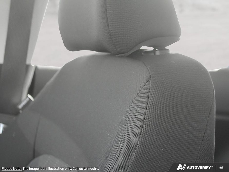 2026 Hyundai Venue Essential Two-tone-17