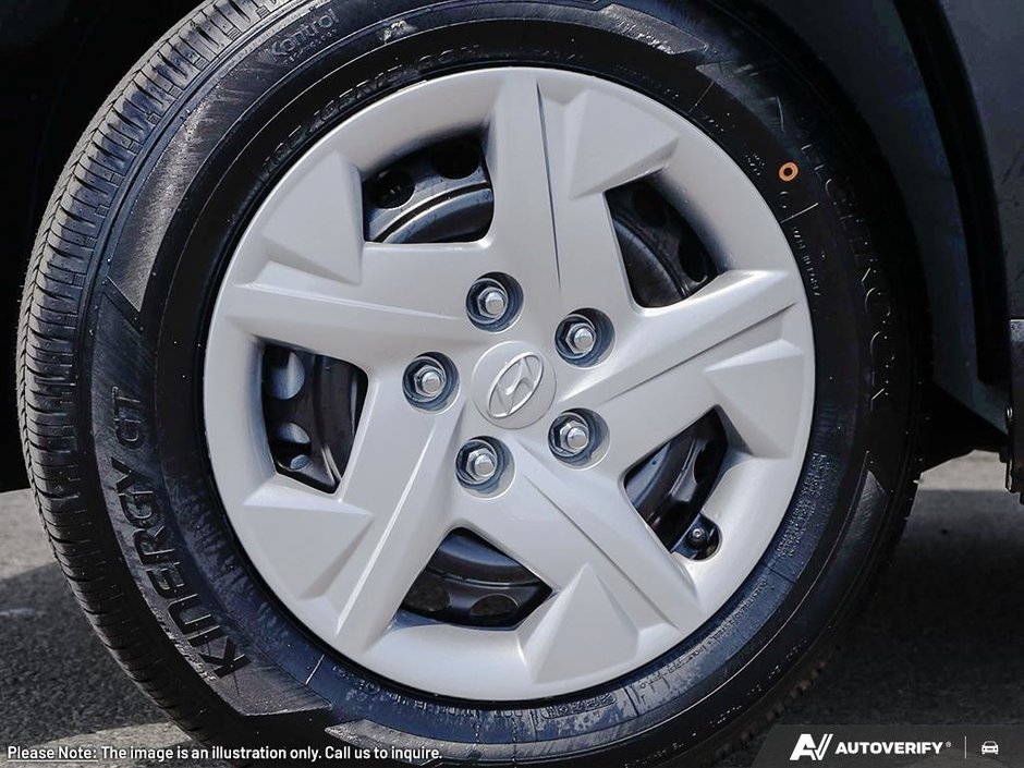 2026 Hyundai Venue Essential Two-tone-7