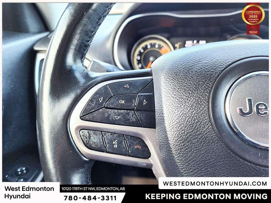 2019 Jeep Cherokee Sport-21