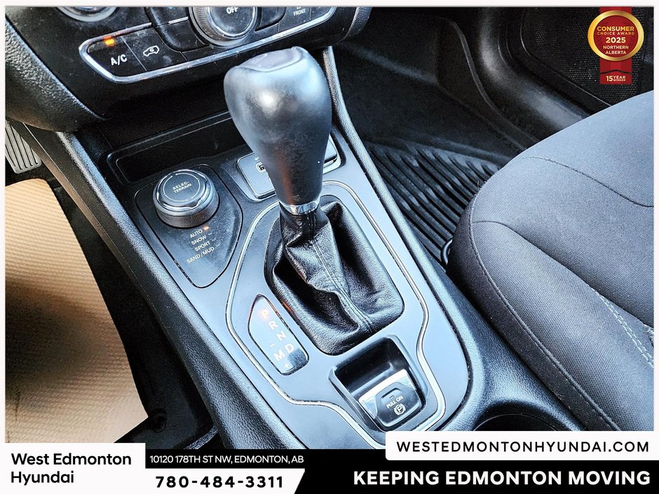 2019 Jeep Cherokee Sport-29