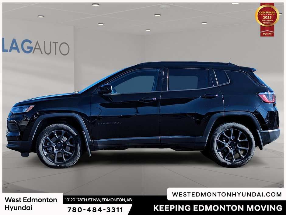 2023 Jeep Compass Altitude-1