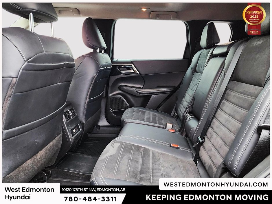 2023 Mitsubishi Outlander PHEV LE-15