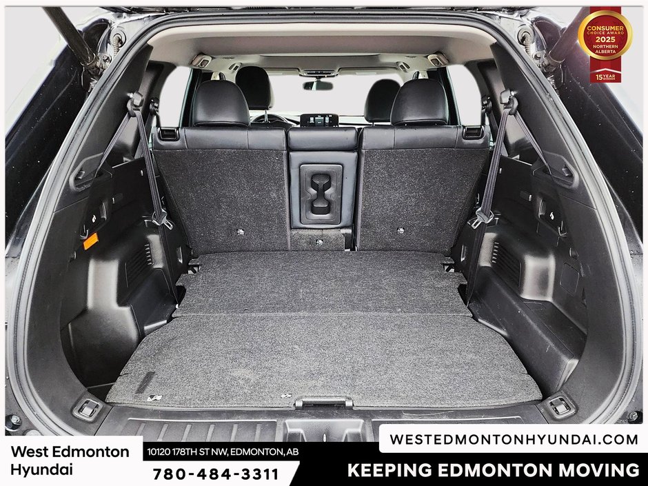 2023 Mitsubishi Outlander PHEV LE-13