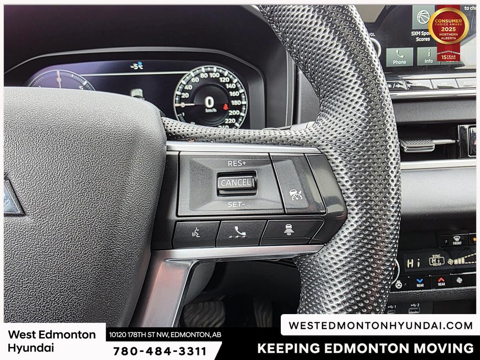 2023 Mitsubishi Outlander PHEV LE-14