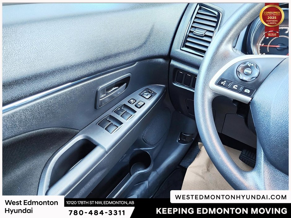 2024 Mitsubishi RVR ES-17