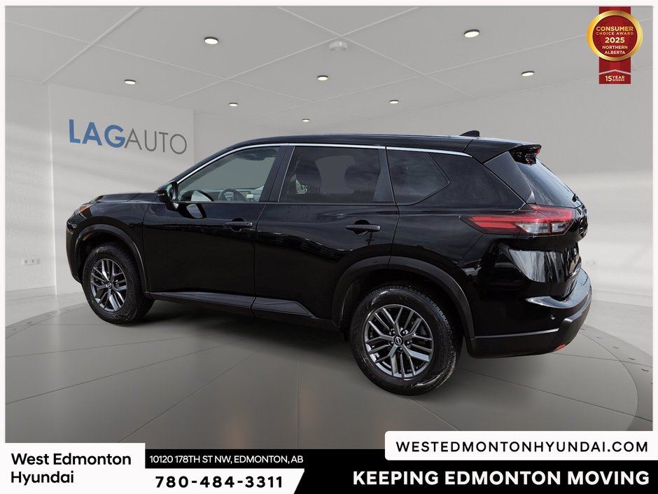 2025 Nissan Rogue S-4