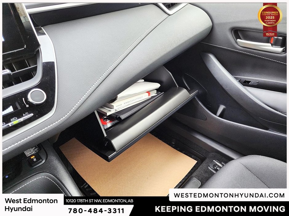 2023 Toyota Corolla Hatchback Base-31