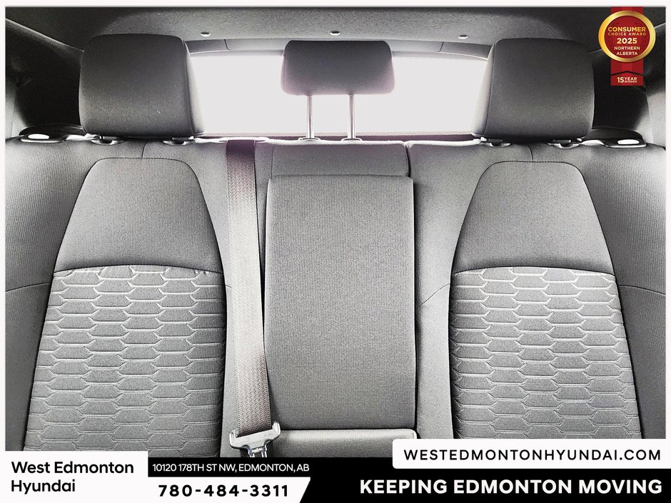 2023 Toyota Corolla Hatchback Base-34