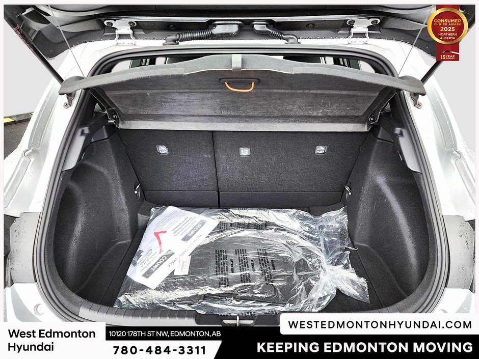 2023 Toyota Corolla Hatchback Base-13