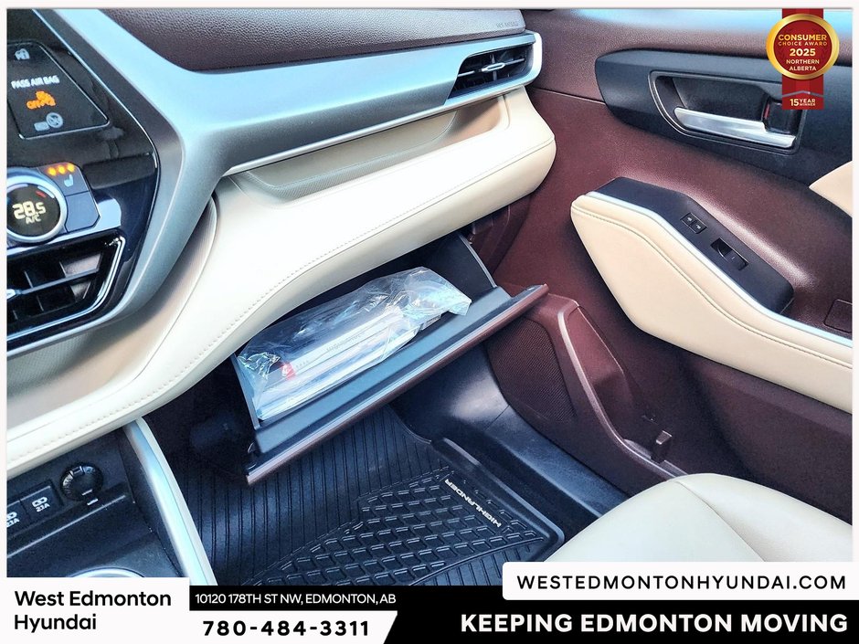 2020 Toyota Highlander XLE-33