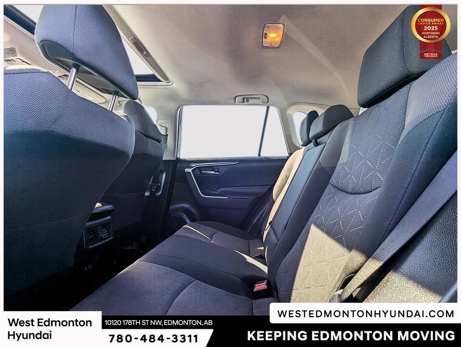 2019 Toyota RAV4 XLE-16