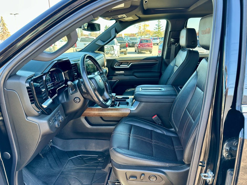 2022 Chevrolet Silverado 1500 High Country-5