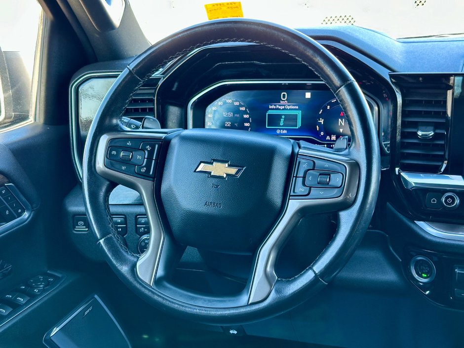 2022 Chevrolet Silverado 1500 High Country-10