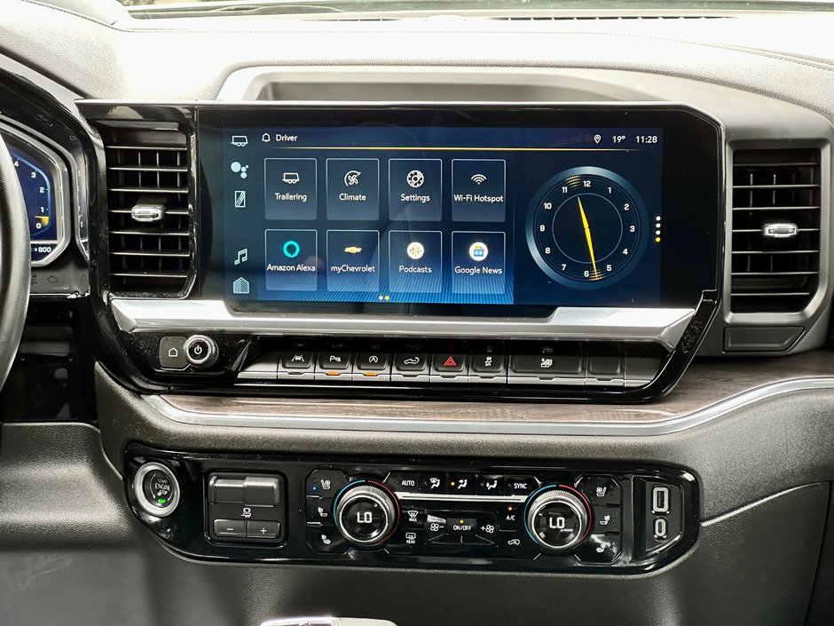 2023 Chevrolet Silverado 1500 LTZ-9