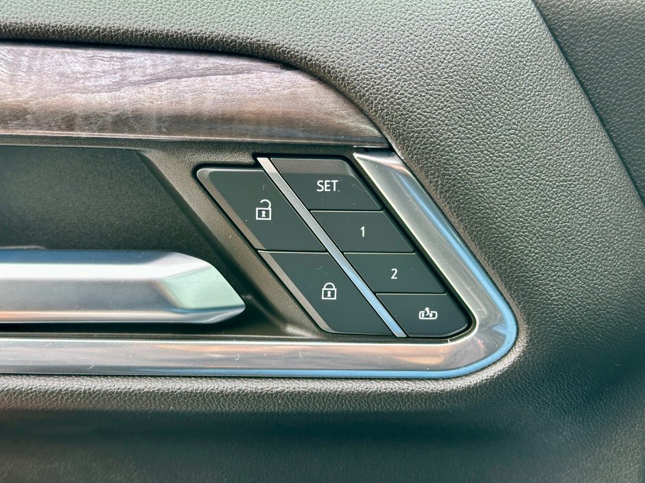 2023 Chevrolet Silverado 1500 LTZ-17