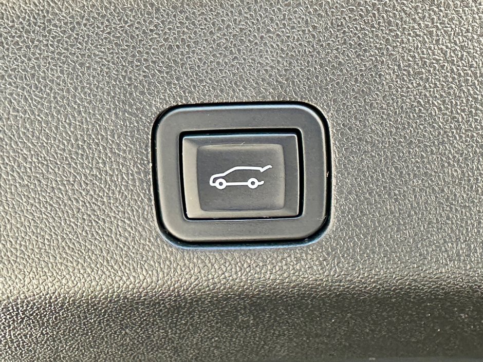 2023 Chevrolet Suburban Z71-10