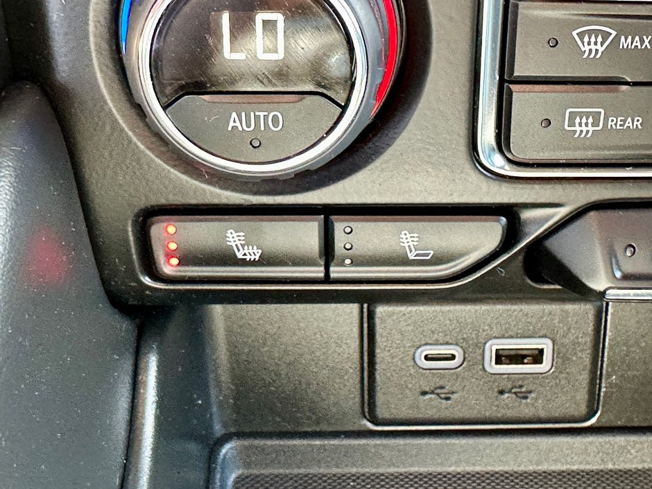 2023 Chevrolet Suburban Z71-23