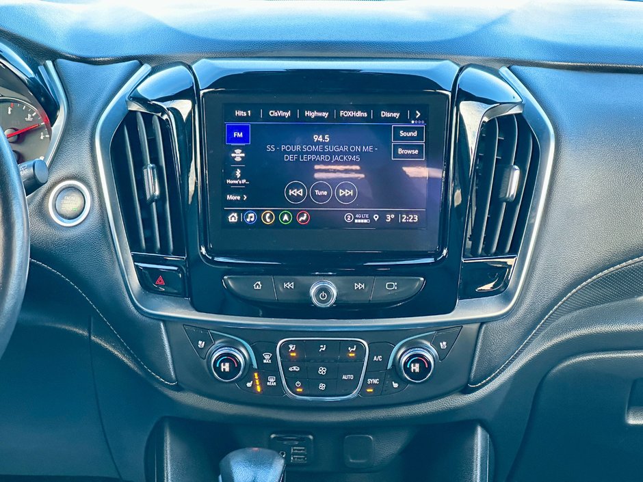 2022 Chevrolet Traverse Premier-12