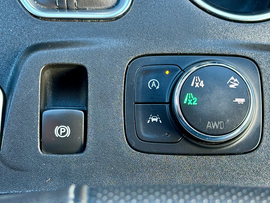 2022 Chevrolet Traverse Premier-24