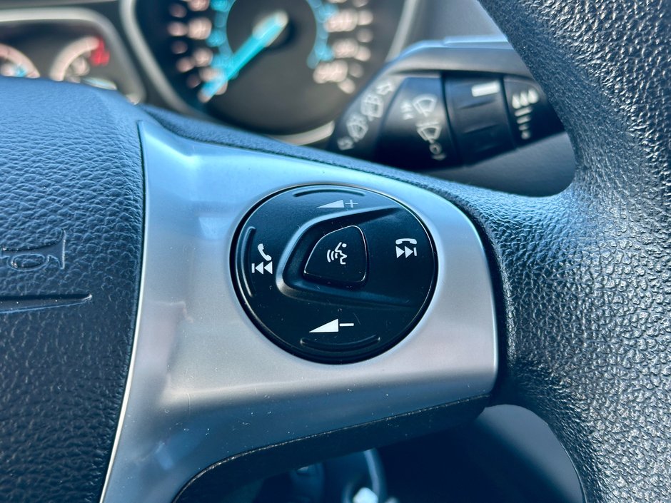 2016 Ford Escape SE-18