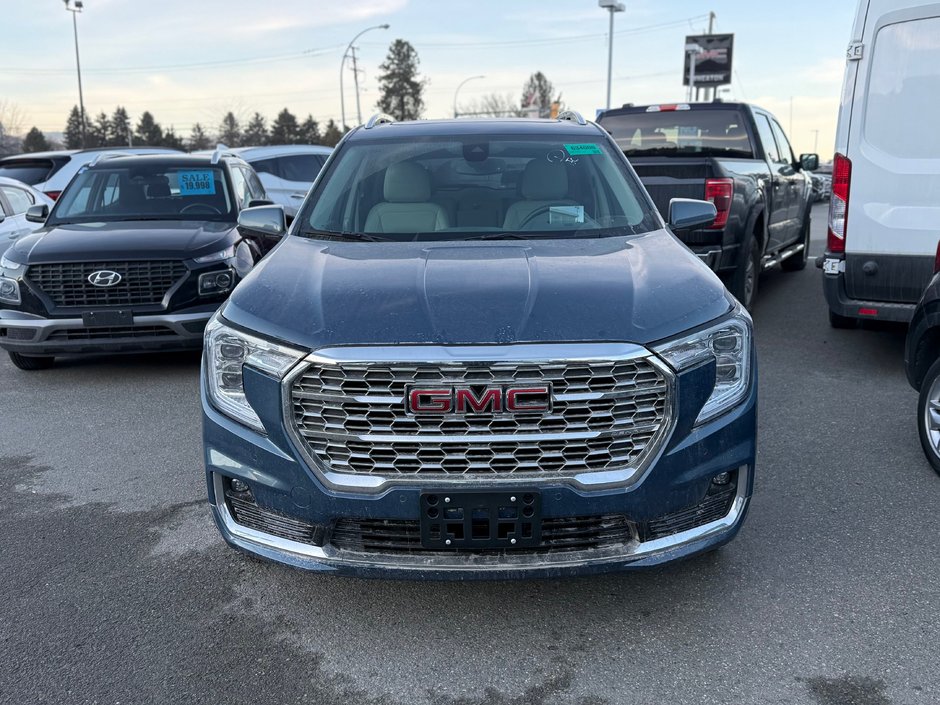 2024 GMC Terrain AWD Denali-1