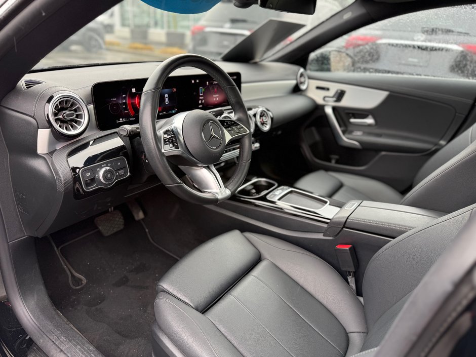 2025 Mercedes-Benz CLA250 4MATIC Coupe-2