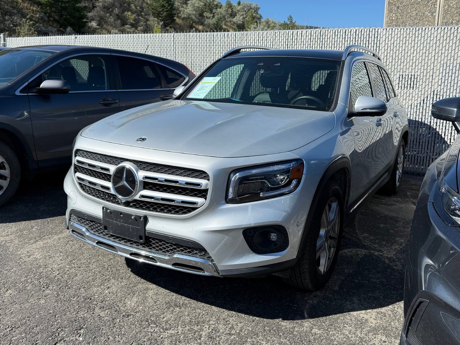 2023 Mercedes-Benz GLB250 4MATIC SUV-0