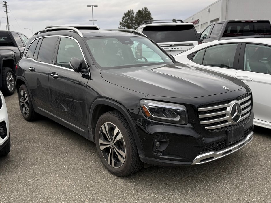 2024 Mercedes-Benz GLB250 4MATIC SUV-2