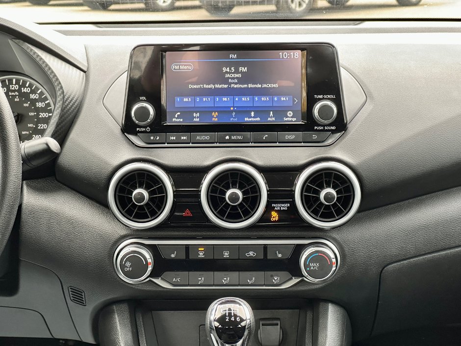 2025 Nissan Sentra S-8