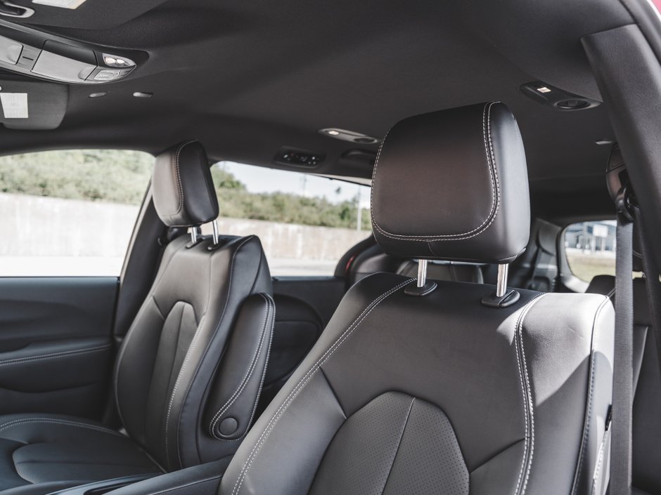 2025 Chrysler Grand Caravan SXT