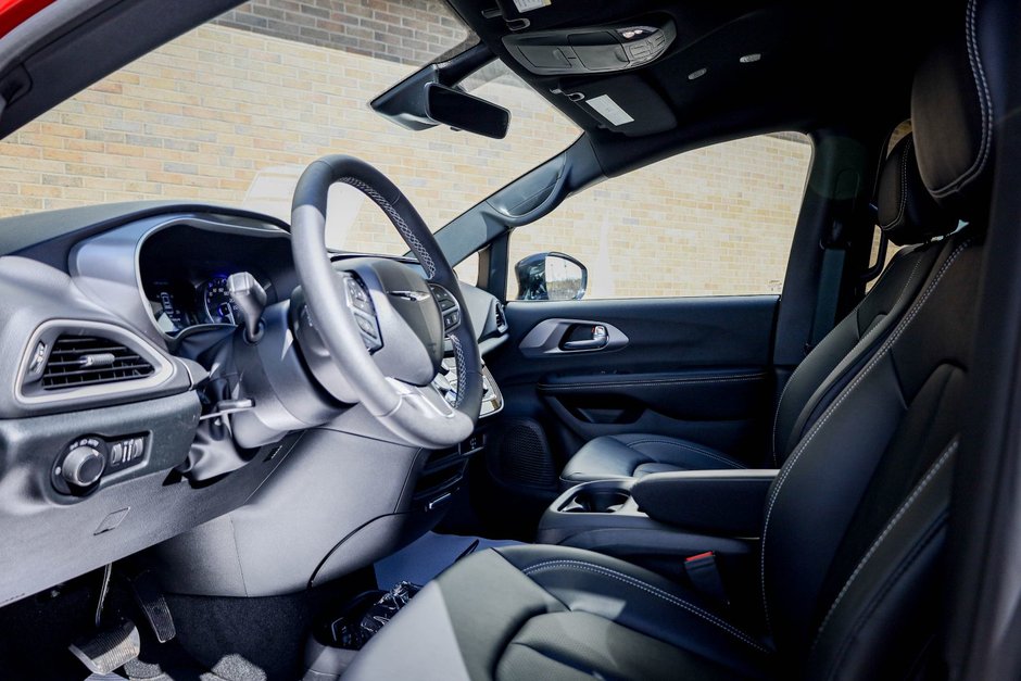 2026 Chrysler Grand Caravan SXT