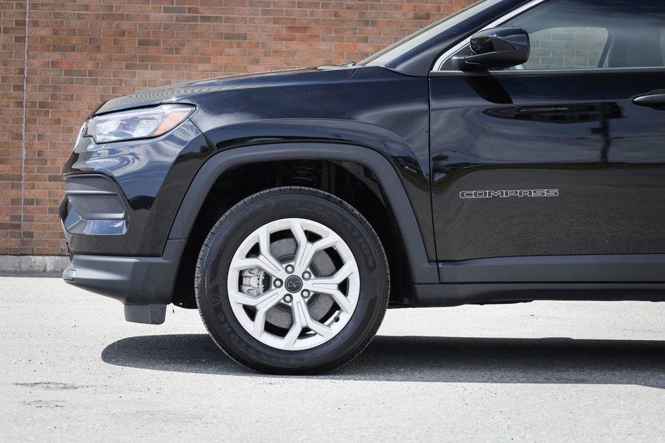 2025 Jeep Compass SPORT