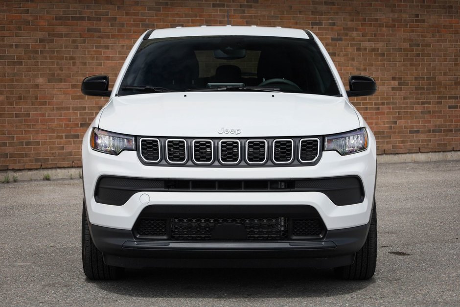 2025 Jeep Compass SPORT