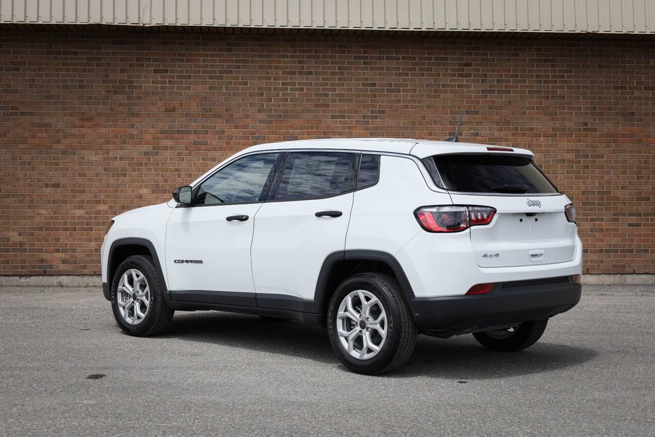 2025 Jeep Compass SPORT