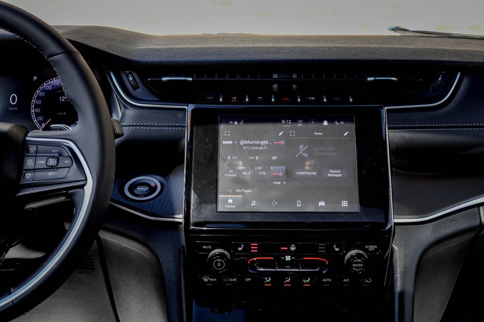2025 Jeep Grand Cherokee LAREDO ALTITUDE