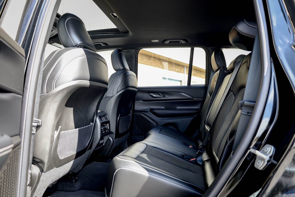 2025 Jeep Grand Cherokee LAREDO ALTITUDE
