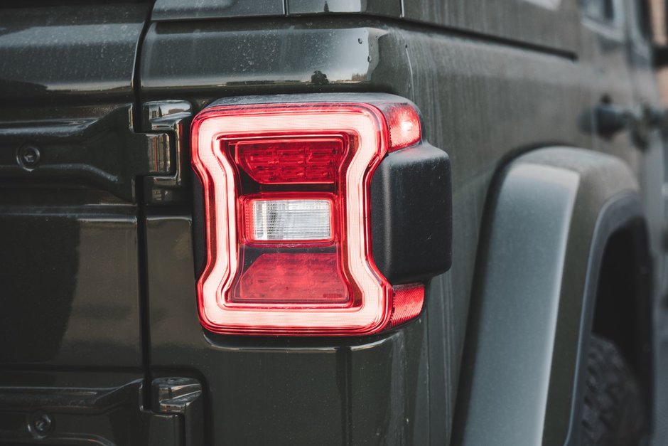 2024 Jeep WRANGLER 4-Door SAHARA