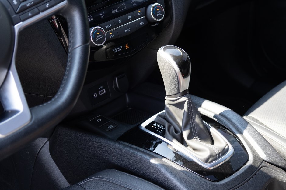 2023 Nissan Qashqai SL
