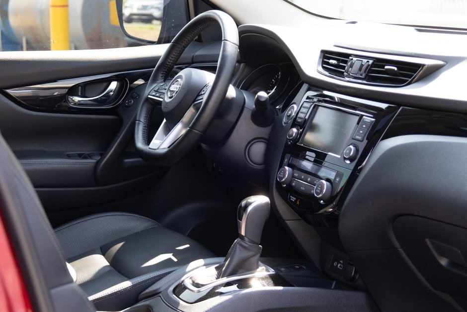 2023 Nissan Qashqai SL