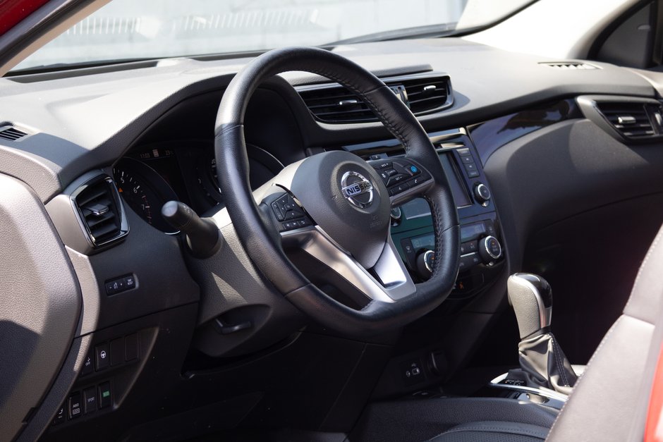 2023 Nissan Qashqai SL