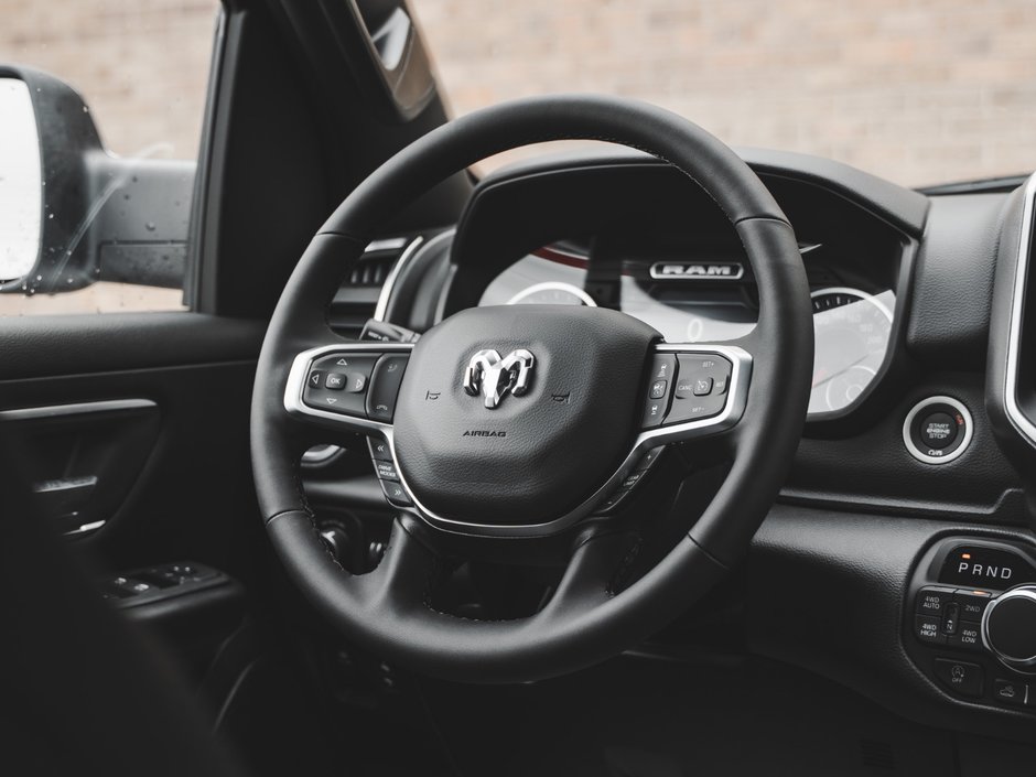 2025 Ram 1500 BIG HORN