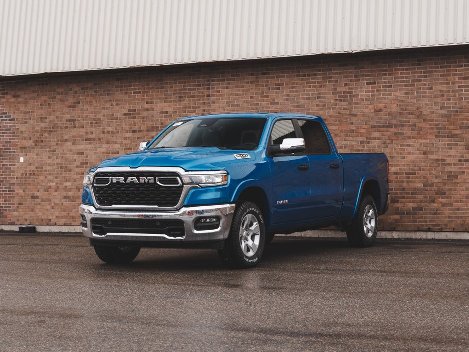 2025 Ram 1500 BIG HORN