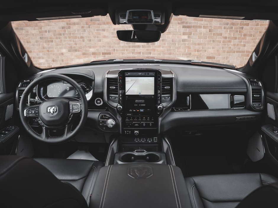 2025 Ram 1500 SPORT