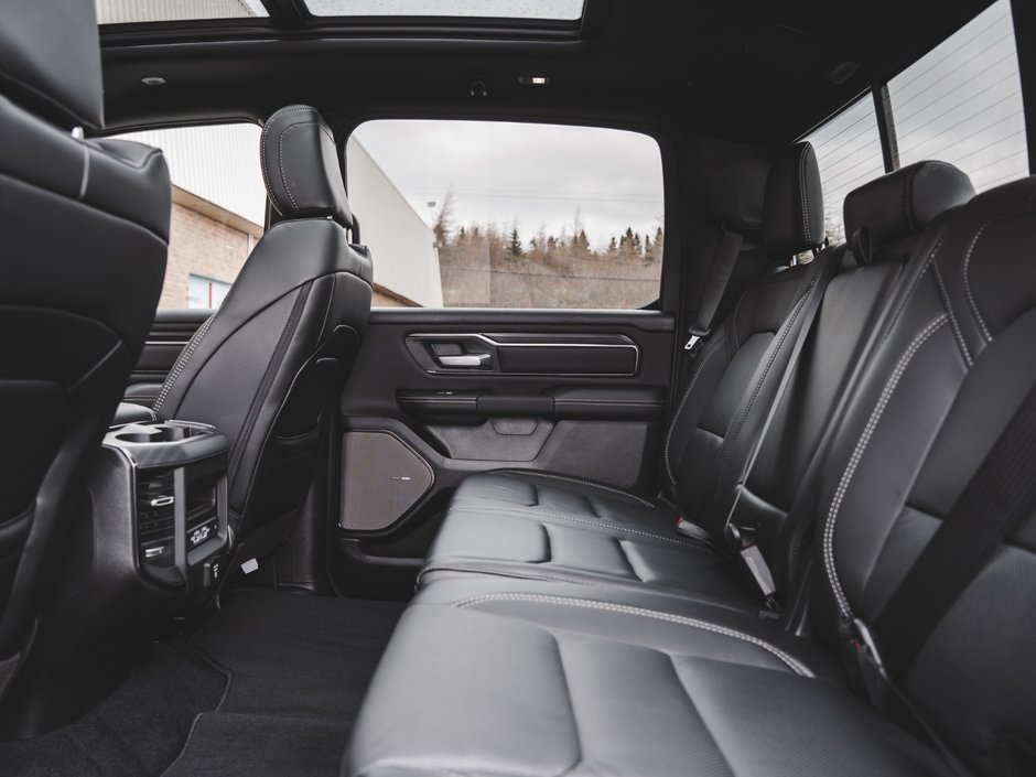 2025 Ram 1500 SPORT