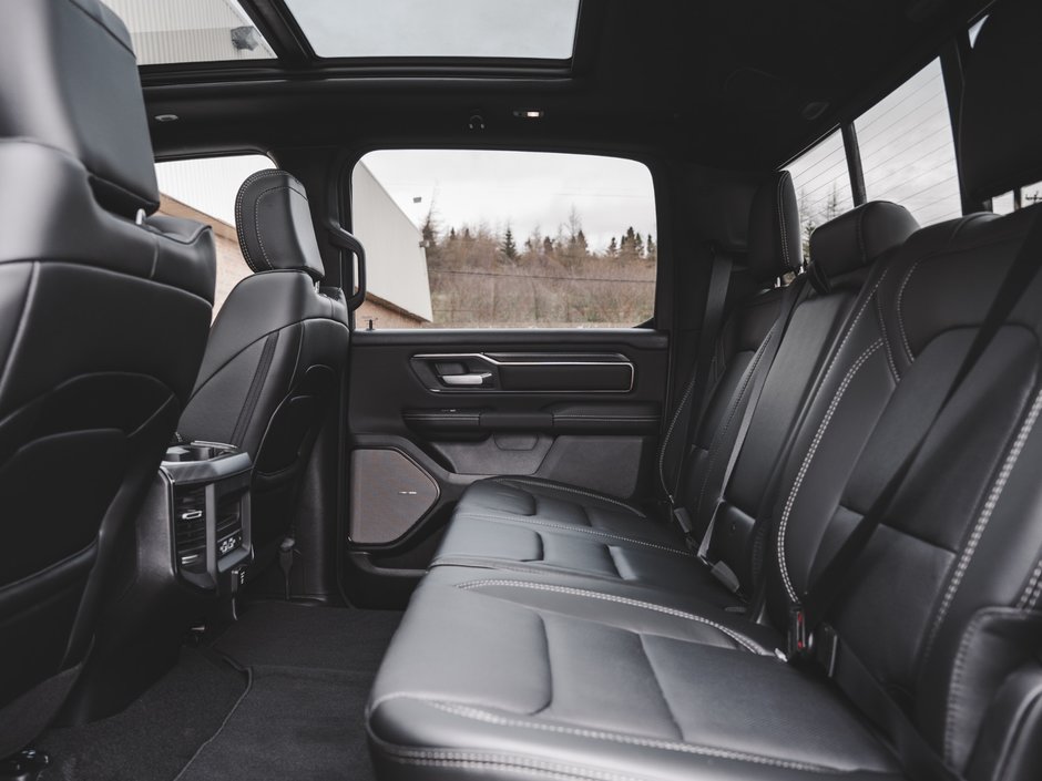 2025 Ram 1500 SPORT