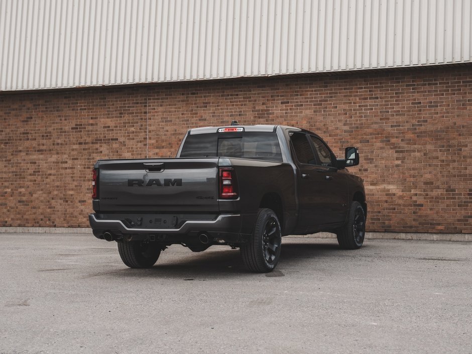2025 Ram 1500 SPORT